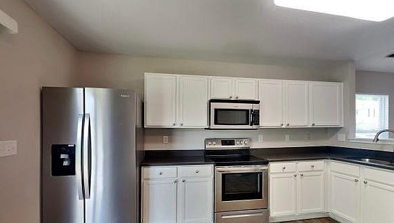 5th image of 1708 Hollybrook Ave
