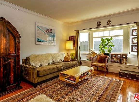 5th image of 807 N La Fayette Park Pl
