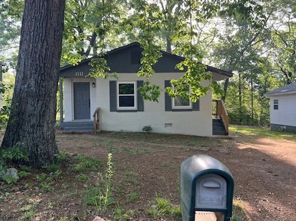 1107 S Meeting St, Statesville, NC 28677