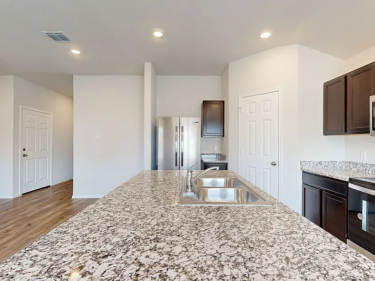 824 Chambray Dr — Photo 13