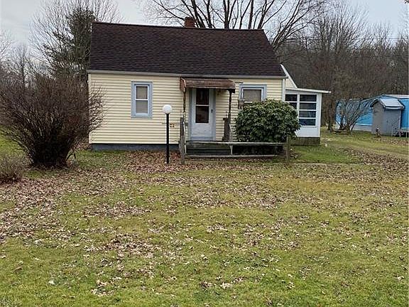 2nd image of 518 Wilson Sharpsville
