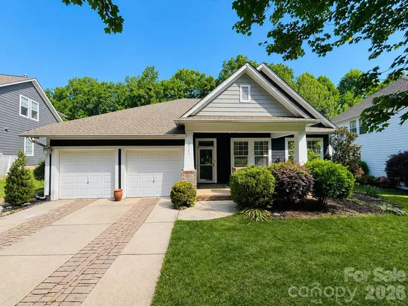 18721 The Commons Blvd, Cornelius, NC 28031