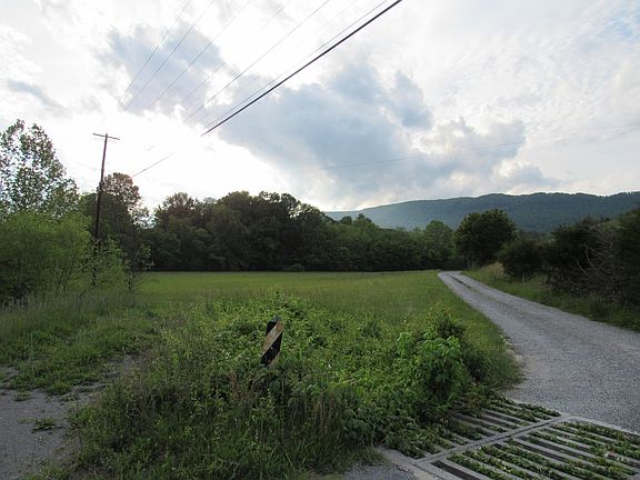 2nd image of 229 Chandler Dr