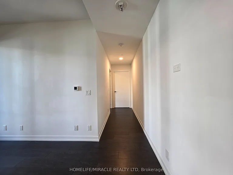 2020 Bathurst St #341 — Photo 3