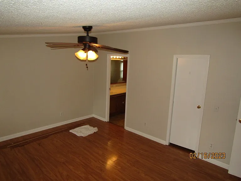 4883 Riverside Dr #A — Photo 9