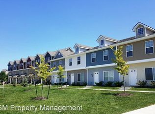 6818 Jack London Dr, Johnston, IA 50131