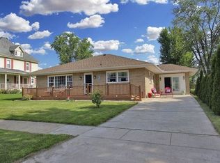 710 W Main St, Warren, IL 61087