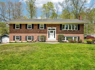 10 Little Brook Lane, New City, NY 10956