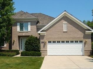 859 Turnberry Ln, Northbrook, IL 60062