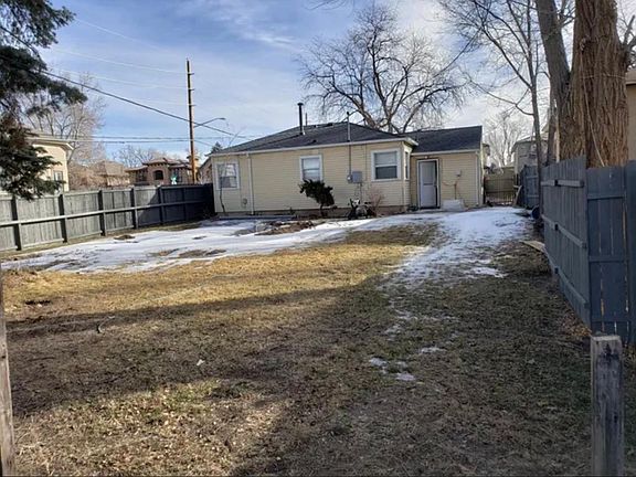 5th image of 2401 S Josephine St