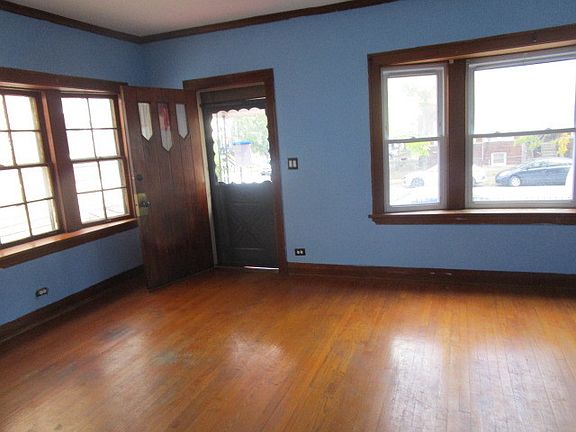 2nd image of 4322 N Kimball Ave