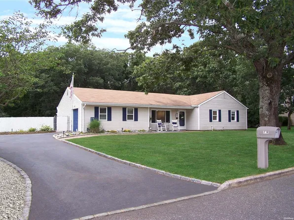 84 Forest Road, Centereach, NY 11720