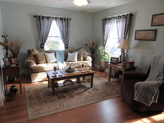 2nd image of 654 Buena Vista Ave