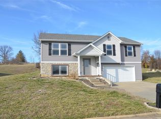 357 Holtgrewe Rd, Washington, MO 63090
