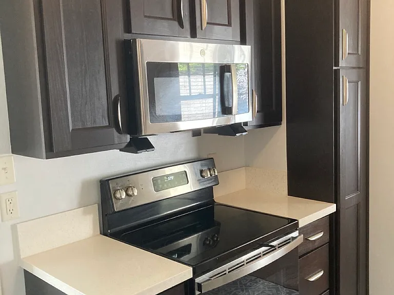 1100 Rock St #B — Photo 12