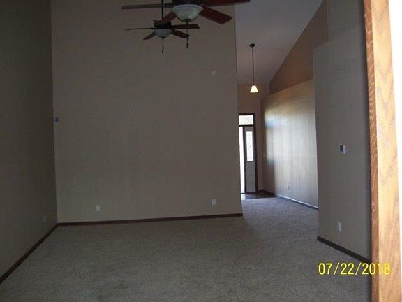 4th image of 1106 Sandstone Dr