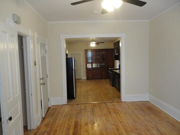 3rd image of 3309 N Southport Ave #2A