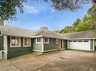 1 Harris Hill Dr, Novato, CA 94947