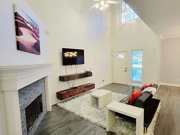 5th image of 13649 Garden Grove Ct #281