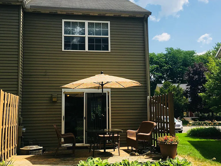 4603 Moffett Rd NW — Photo 2