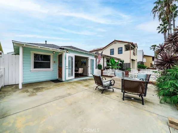 218 11th St, Huntington Beach, CA 92648