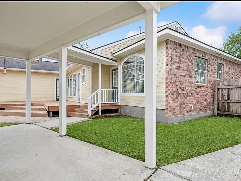 3983 Hemlock St — Photo 4
