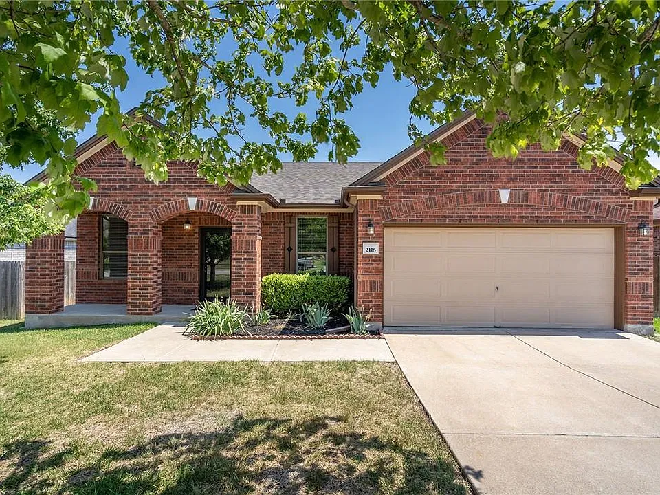 2116 Woodway Dr