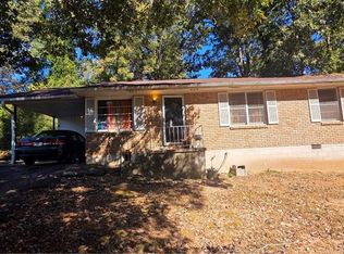 2616 Farn Dr, Ellenwood, GA 30294