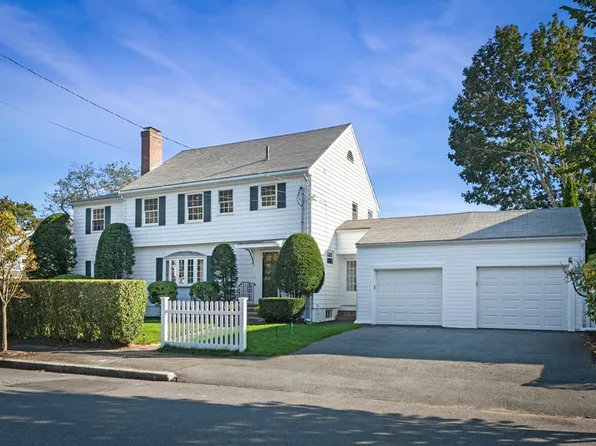 8 Nason Rd, Swampscott, MA 01907