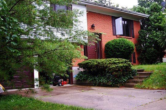 1st image of 2600 Meadowmar Ln
