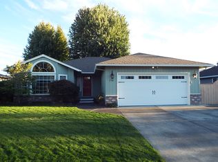 2910 Shasta Dr, Medford, OR 97504
