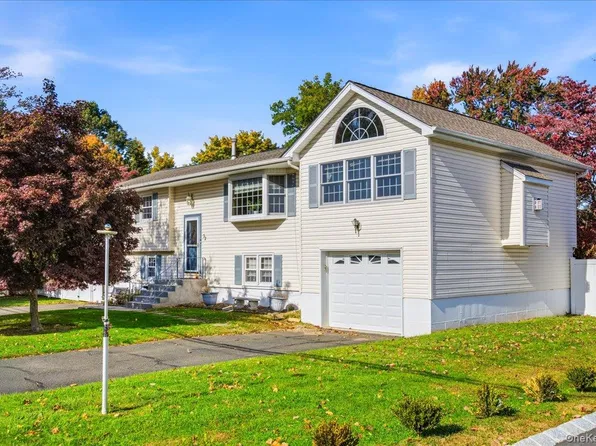 32 Gilmore Drive, Stony Point, NY 10980