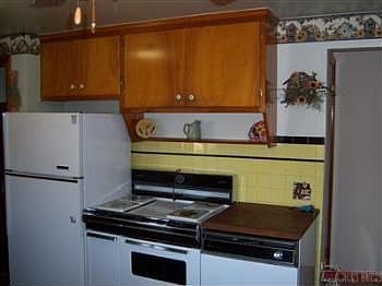 Kitchen with appliances