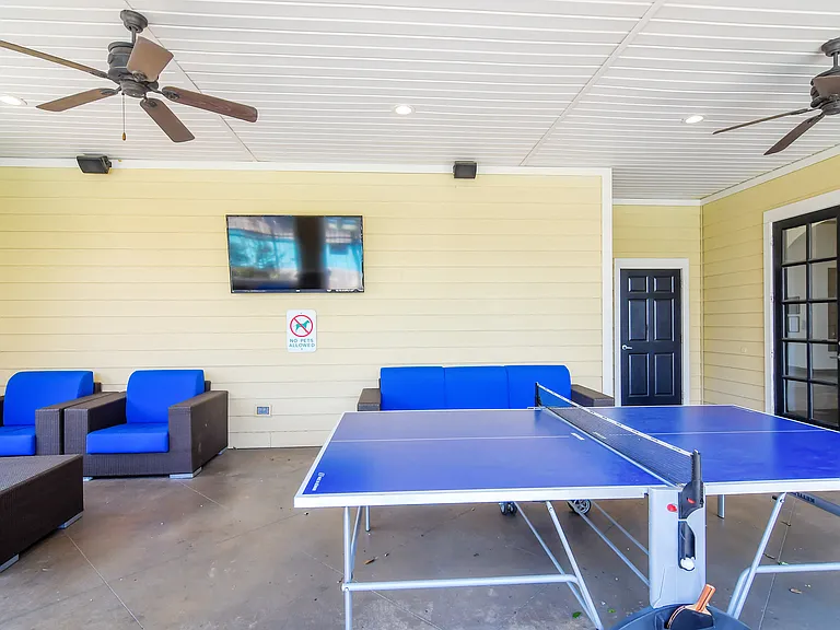 Wellington Grande Apartment Homes — Photo 26