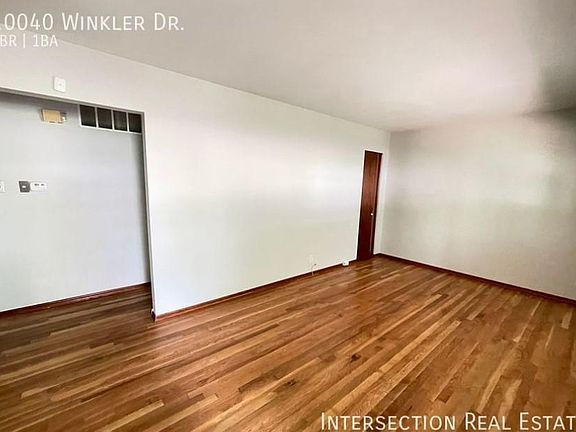 4th image of 10040 Winkler Dr