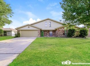 7105 Meadow Park N, North Richland Hills, TX 76180