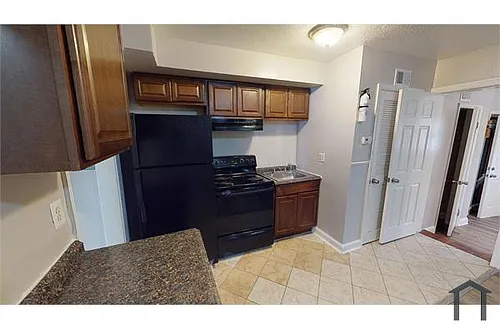 2335 Green St SE #4 Photo 1