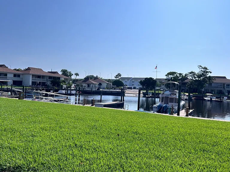 14750 Beach Blvd #4 — Photo 11