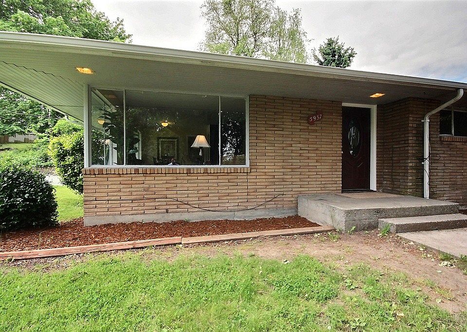1st image of 5957 33rd Ave S