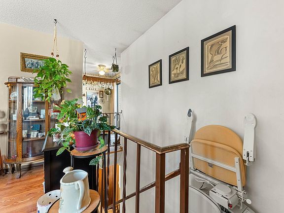 3rd image of 4245 Centerville Rd