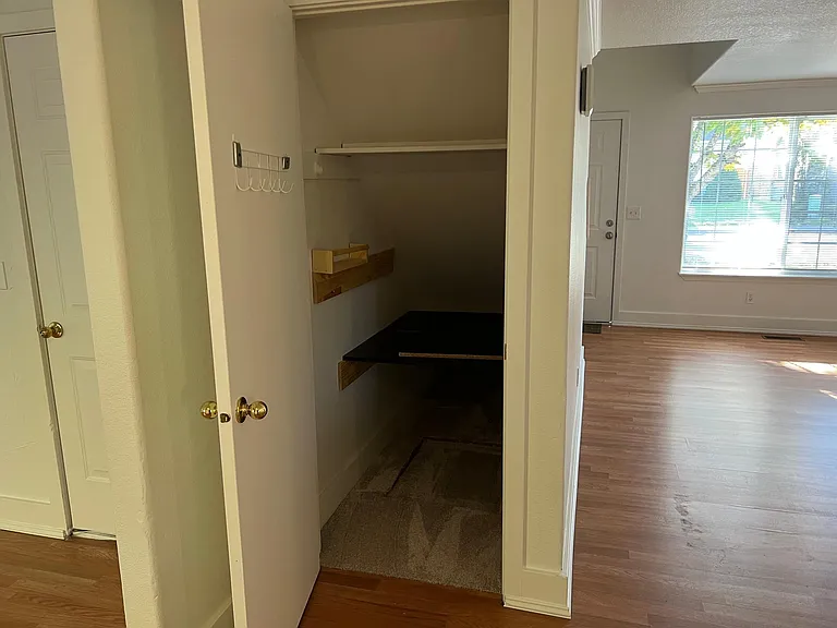 17815 SW Robert Ln — Photo 9