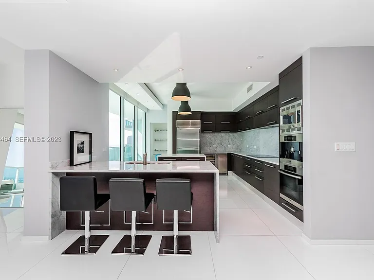 900 Biscayne Blvd #Penthouse 6205 — Photo 4
