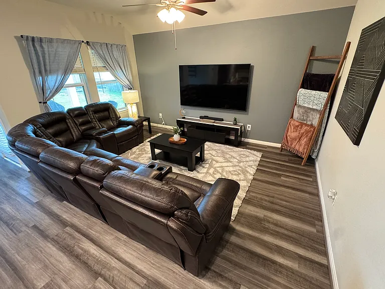 1729 Hartford Springs Trl — Photo 2
