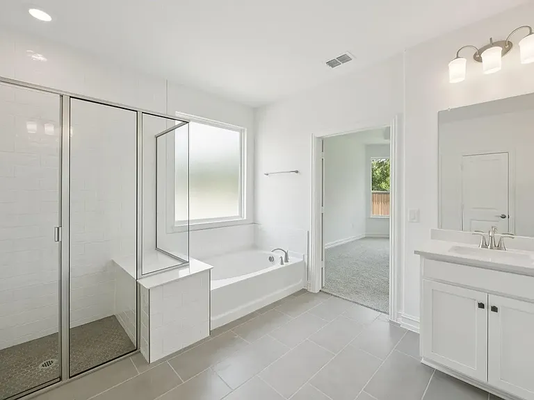 1820 Whispering Pines Dr — Photo 8