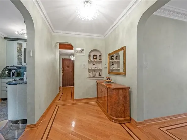 3845 18th Avenue image 9 of 13