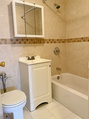 Rented by Paley Management | media 14