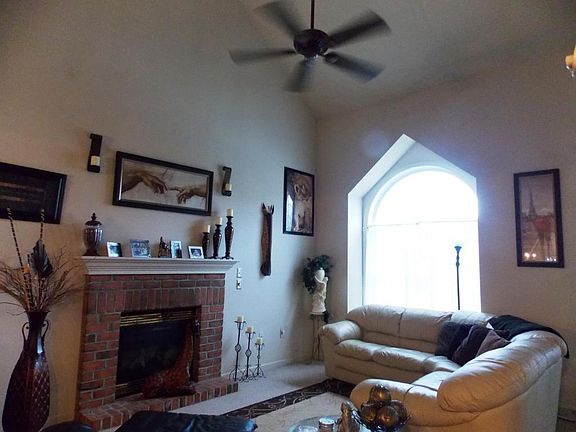 5th image of 290 Hedgewick Ln