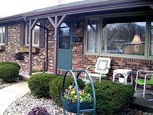 3rd image of 1112 Rosemary Ln