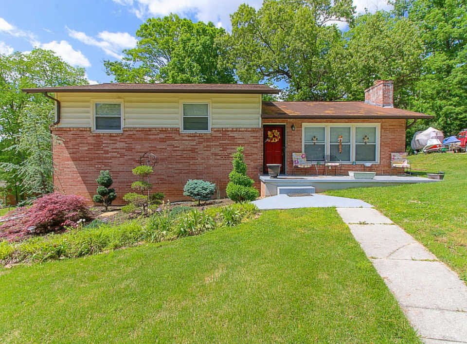1st image of 1821 Wonderland Ln