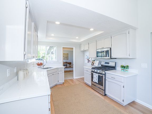 5th image of 1205 Linder Hill Ct